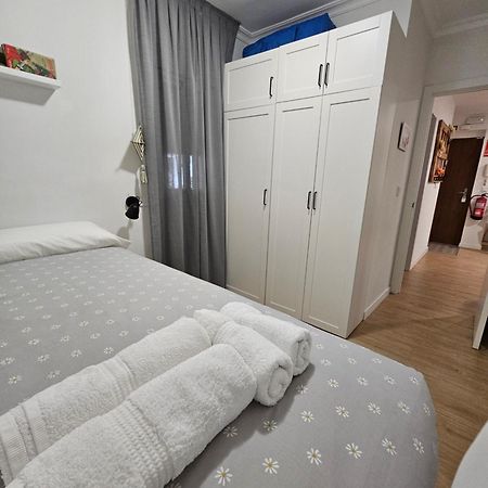 Apartamento Triana Apartman Sevilla Kültér fotó